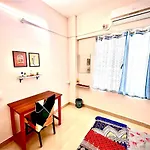 Citi 1Bhk Apt -Service Apartment-Sinhgad Road-Ott-Kitchen-Parking