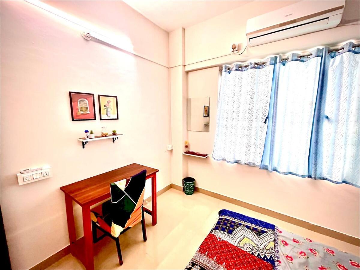 Apartment Citi 1bhk -service Apartment-sinhgad Road-ott-kitchen-parking *