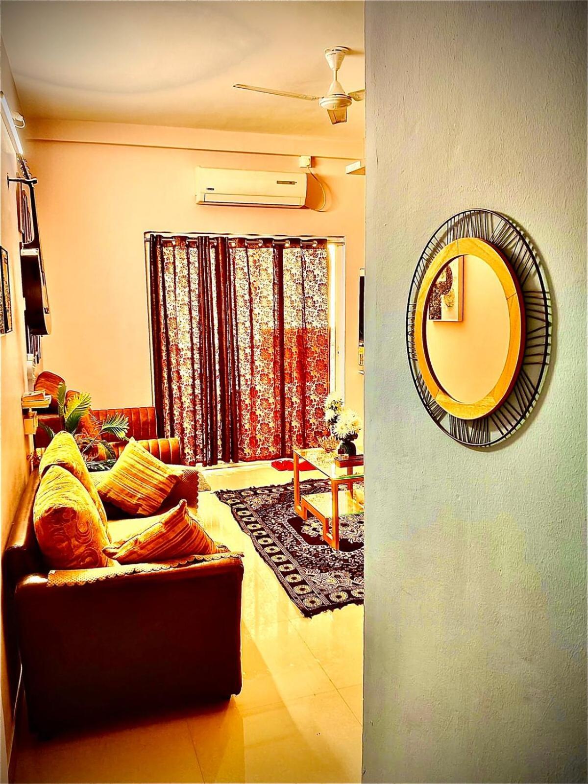 Apartment Citi 1bhk -service Apartment-sinhgad Road-ott-kitchen-parking *