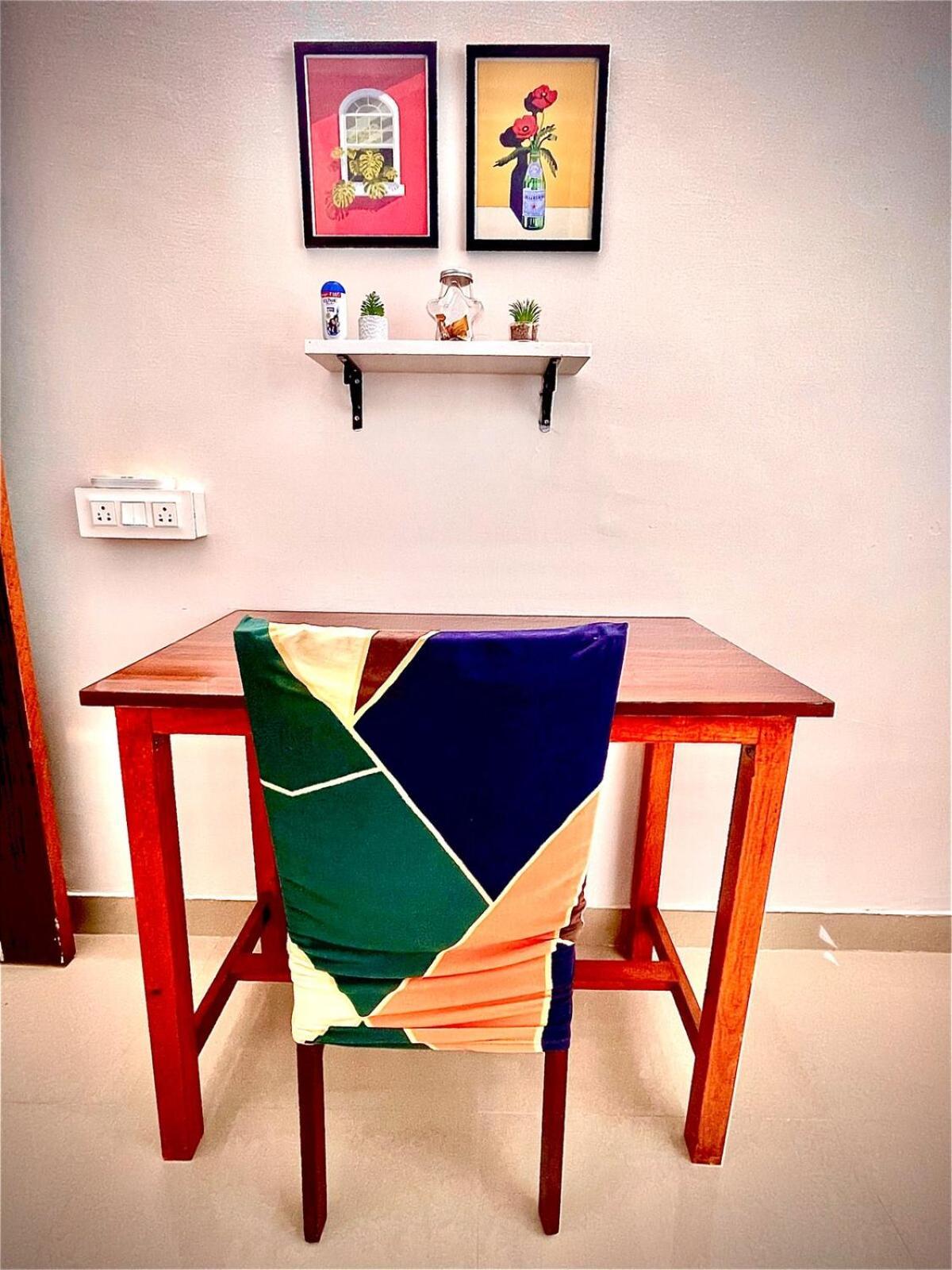 Citi 1bhk -service Apartment-sinhgad Road-ott-kitchen-parking * Pune