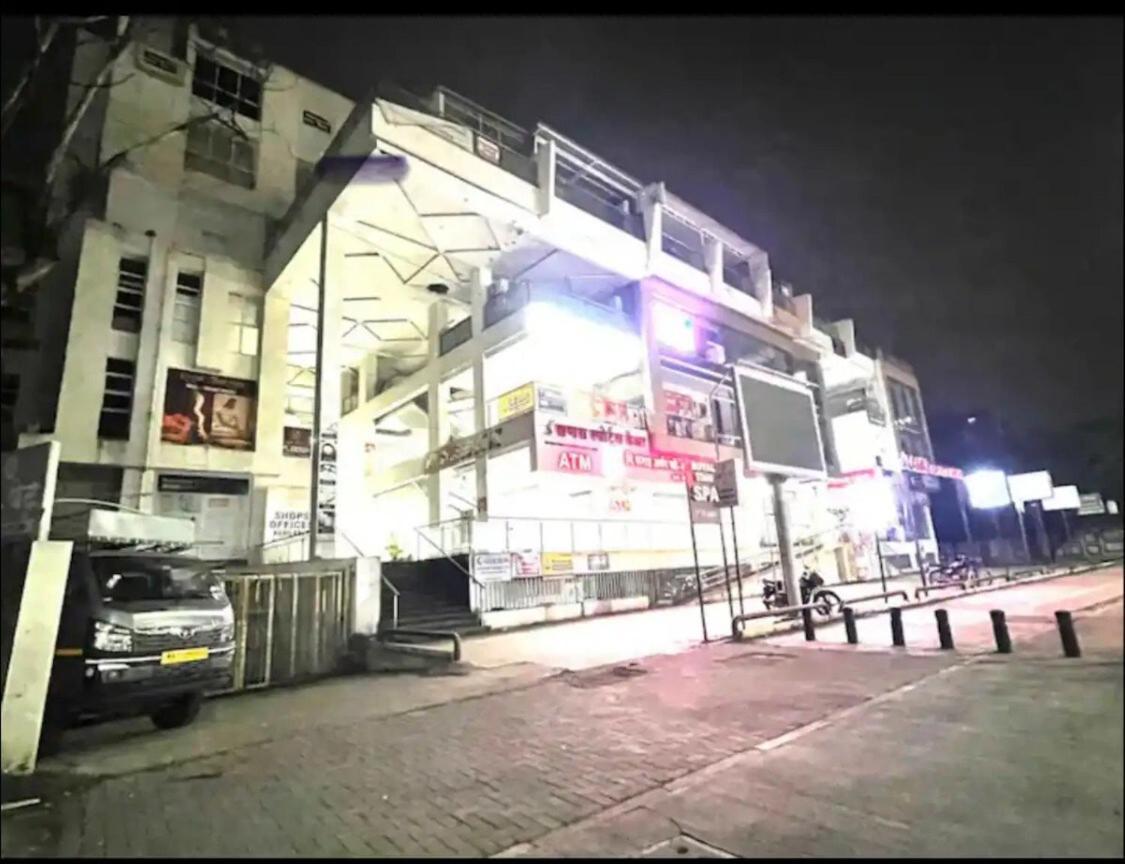 Citi 1bhk -service Apartment-sinhgad Road-ott-kitchen-parking *