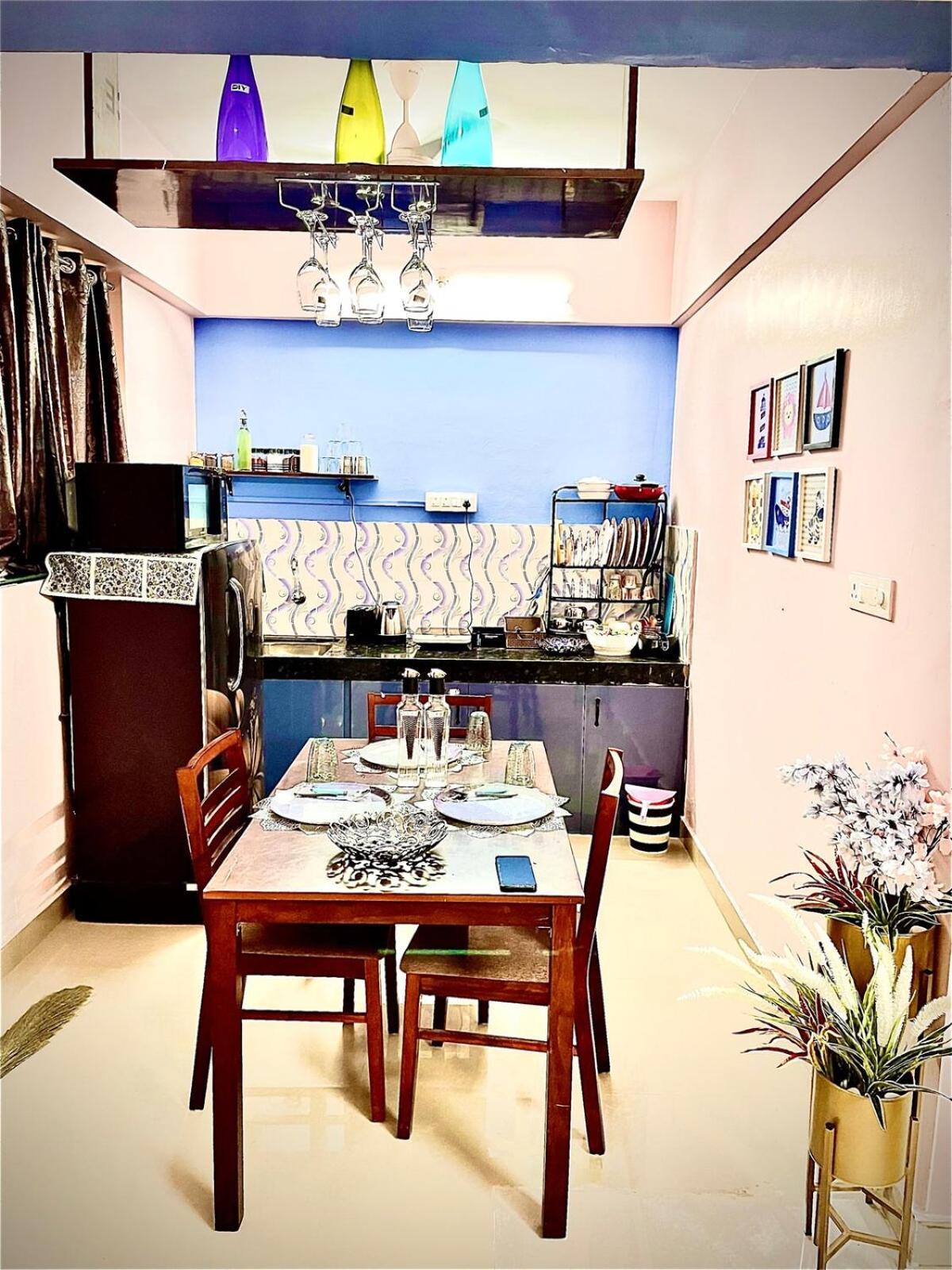 Apartment Citi 1bhk -service Apartment-sinhgad Road-ott-kitchen-parking Pune